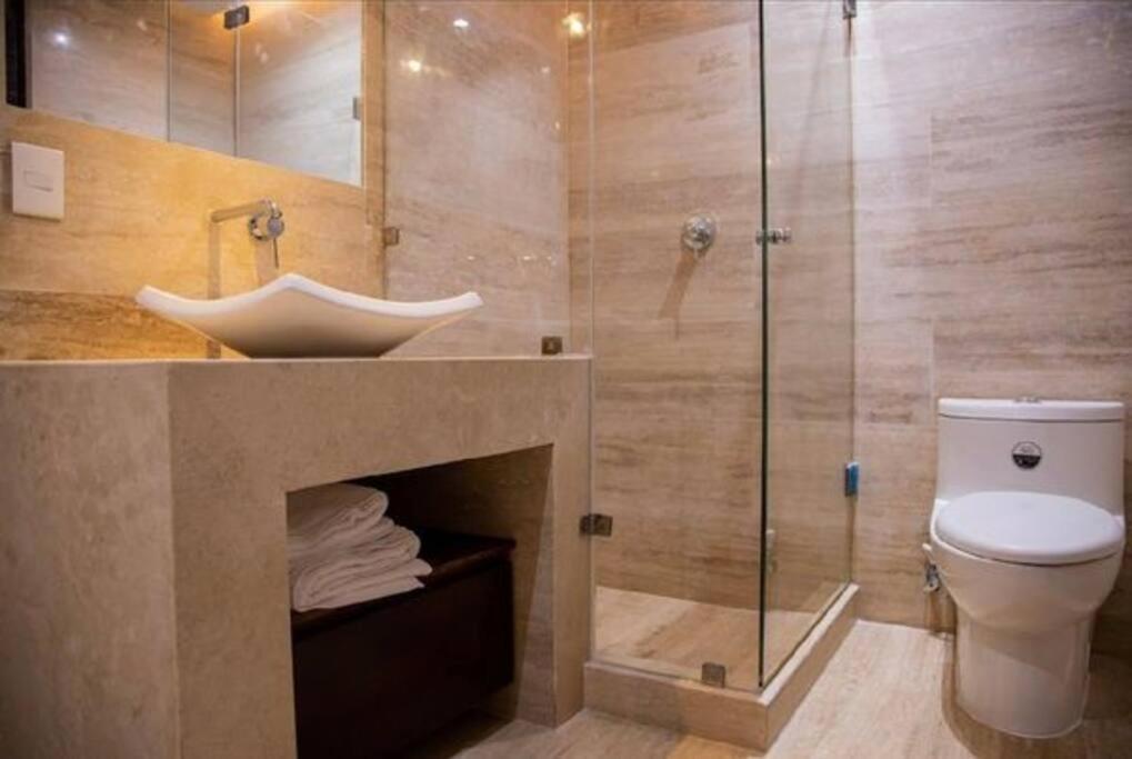 Apartment 2-bd In Heart Of